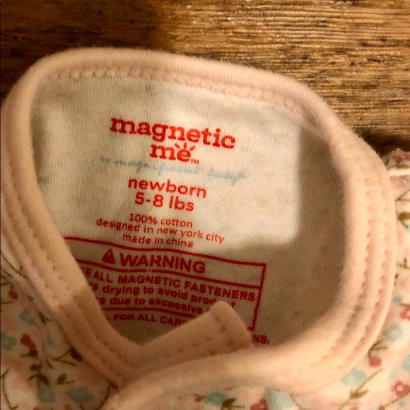 Magnetic me coveralls - Picture 4 of 4